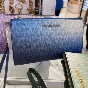MICHAEL KORS Jet Set Large Ombré Signature Logo Double Zip Wristlet Phone Holder
